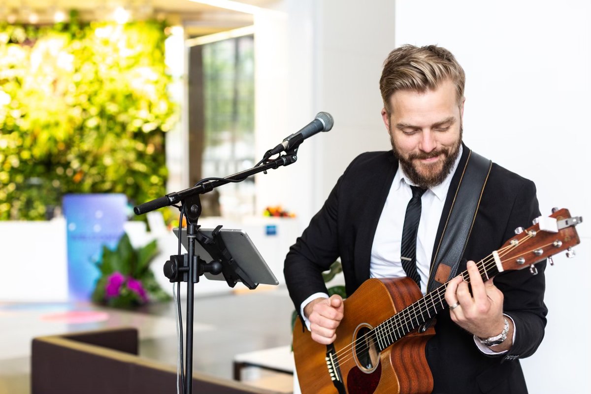 Telstra HQ: Spin & Connect Activation — 6